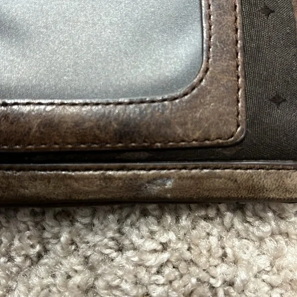 Fossil brown leather wallet - Picture 15 of 16